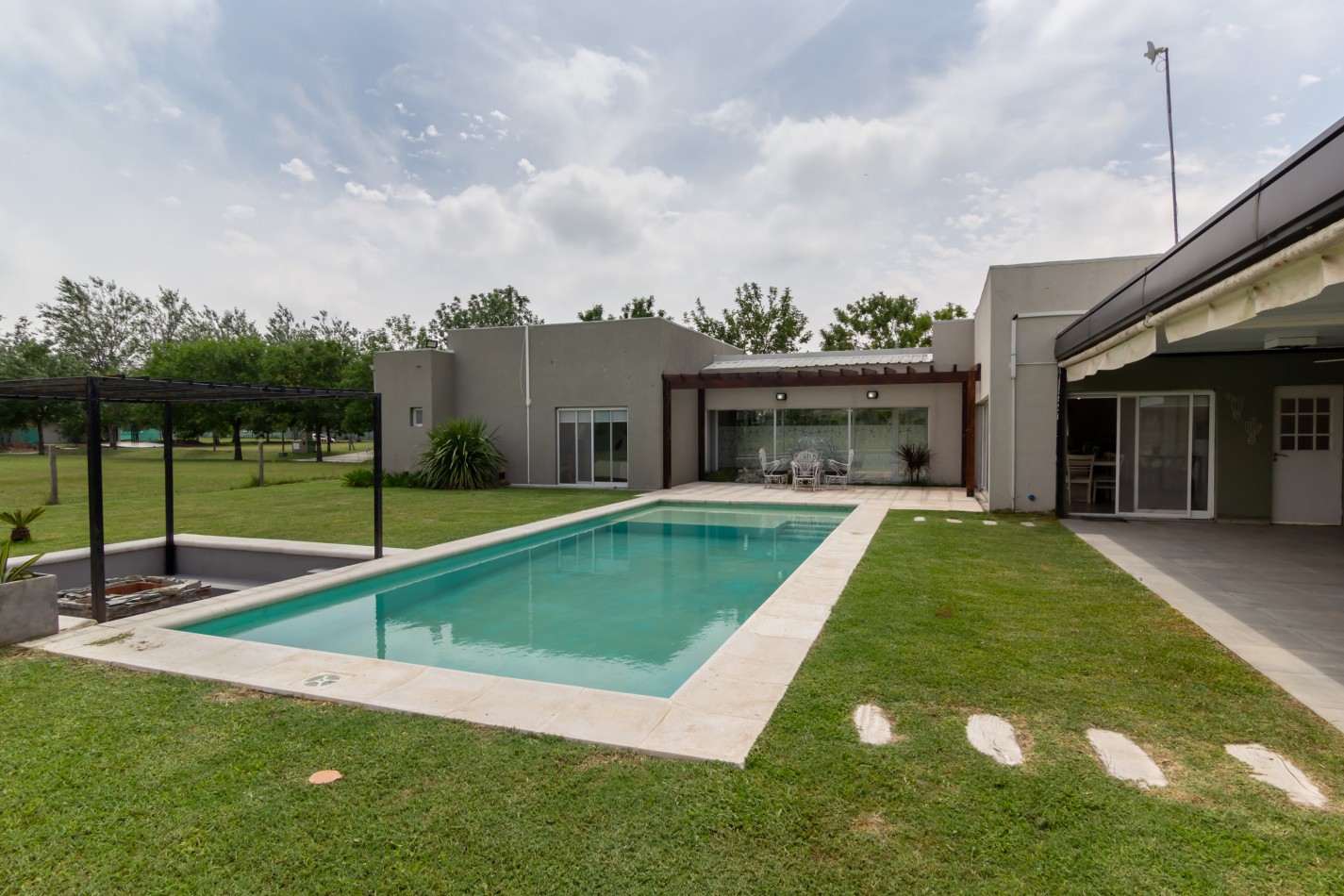HARAS DE FUNES - CLUB DE CAMPO
