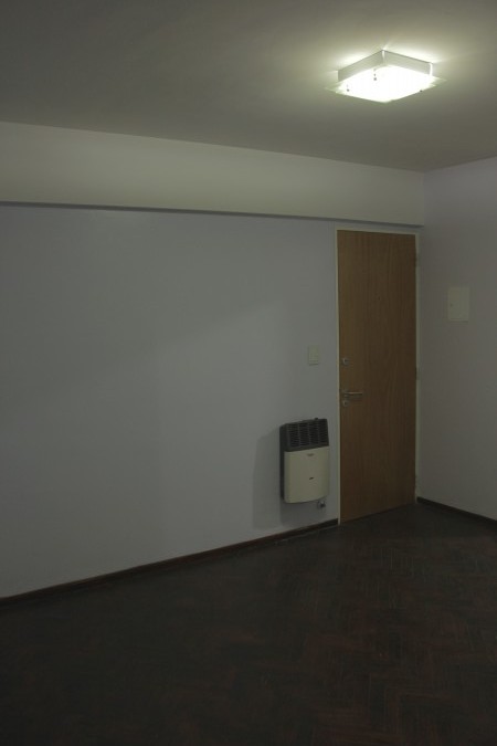 RETASADO! Departamento sobre Bv. Oroño 