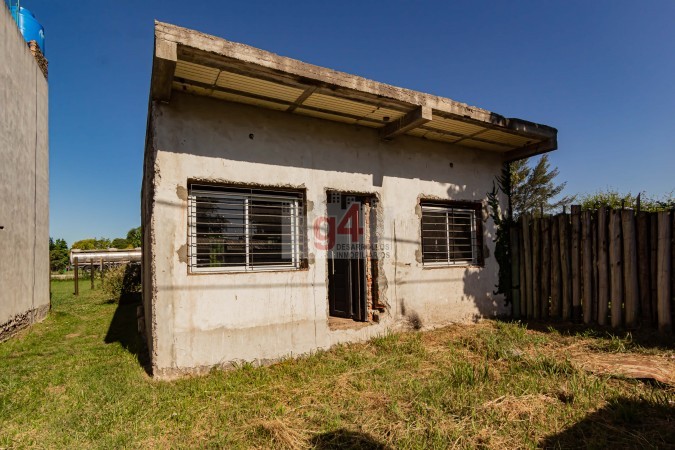 OPORTUNIDAD! RETASADO A 400 metros del cruce de la Ruta 9 y la A012 Lote con casa en construcción 